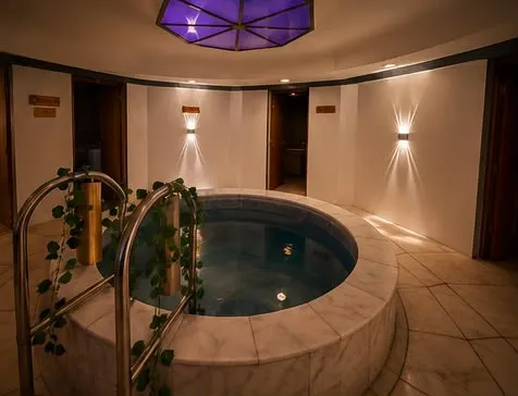 Sürmeli Spa Kapalı Yüzme Havuzu